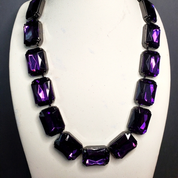 Joan Rivers Large Amethyst Lucite Chunky Necklace - Picture 1 of 5